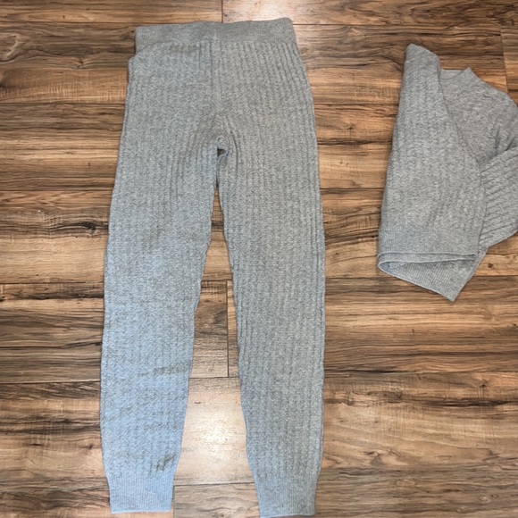 Pink Rose Sweater Set - Picture 5 of 8